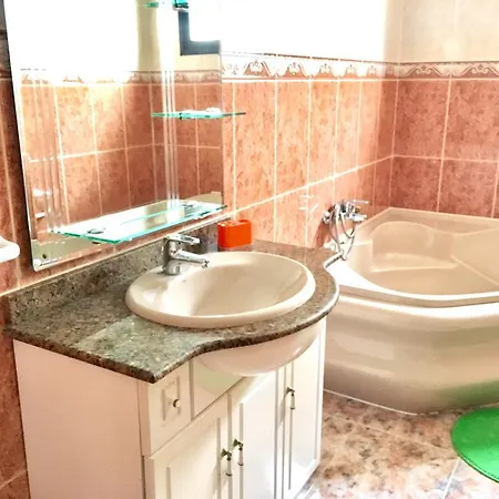 Romeo & Julieta Apartment *