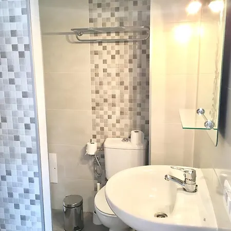 Romeo & Julieta Apartment